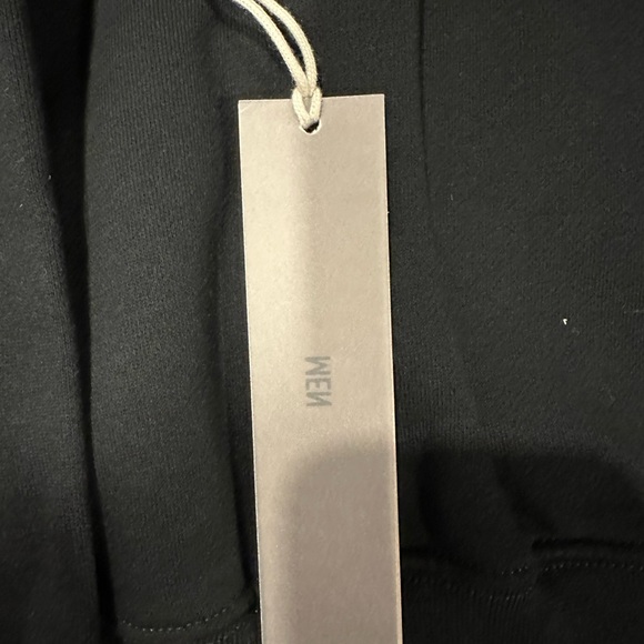 ESSENTIALS HOODIES - Picture 6 of 7